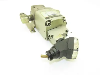 SMC VNH233B High Pressure Coolant Valve 3/8" RC 7MPa 1000psi