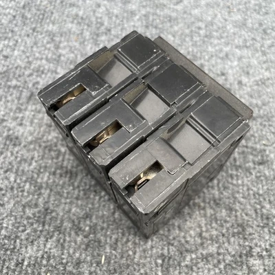 Used GE THQL32020 Misc Electrical & Power Parts California US | Davliegogo LLC #1710087