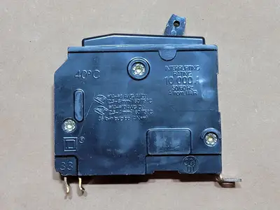 USED SQUARE D QOB120