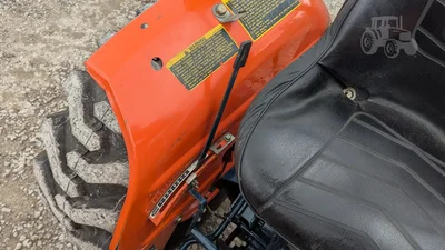 USED 1992 KUBOTA L2350DT