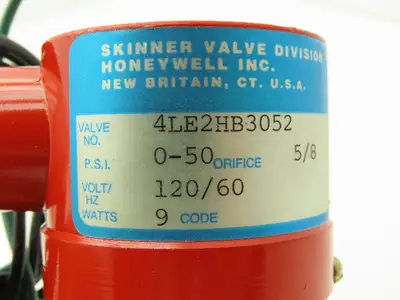 Lancer 4LE2HB3052 2-Way Skinner Solenoid Valve 3/8" NPT N.C. 0-50psi 120v