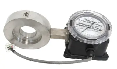 USED RCM 3-83-VUR-300-1100-Z W/SC-1 FLOW METER 383VUR3001100Z WSC1