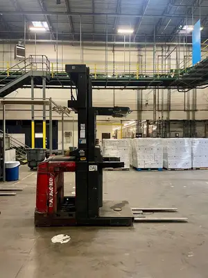 Used 2006 RAYMOND 550-OPC30TT Order Pickers Texas US | TB Forklifts #1274911