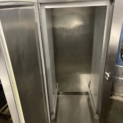 174-0126 Traulsen RPP132 – FHS Single Door Rollin In Dough Warmer Proofer