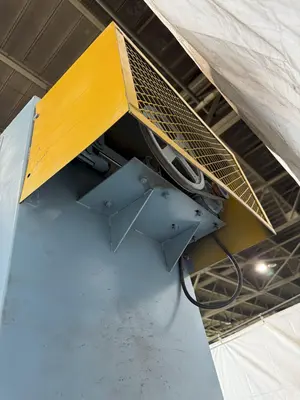 5 CUBIC FOOT TD326 RUBBER BELT TUMBLE BLAST SYSTEM W/ ELEVATOR RECLAIM SYSTEM & DUST COLLECTOR. STOCK # 0670425.