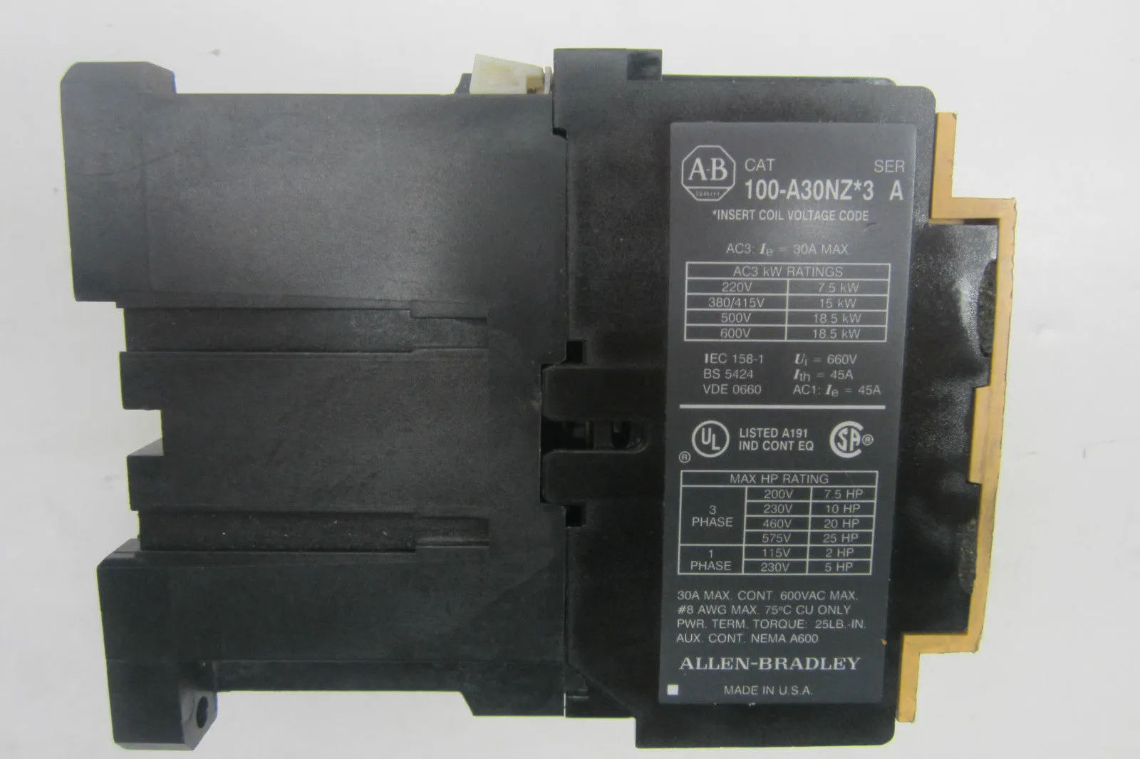 USED ALLEN BRADLEY 100-A30NZ*3 CONTACTOR 100A30NZ3