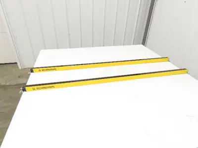 Schmersal SLC440COM-ER-1210-30 Safety Light Curtain Receiver/Transmitter Set