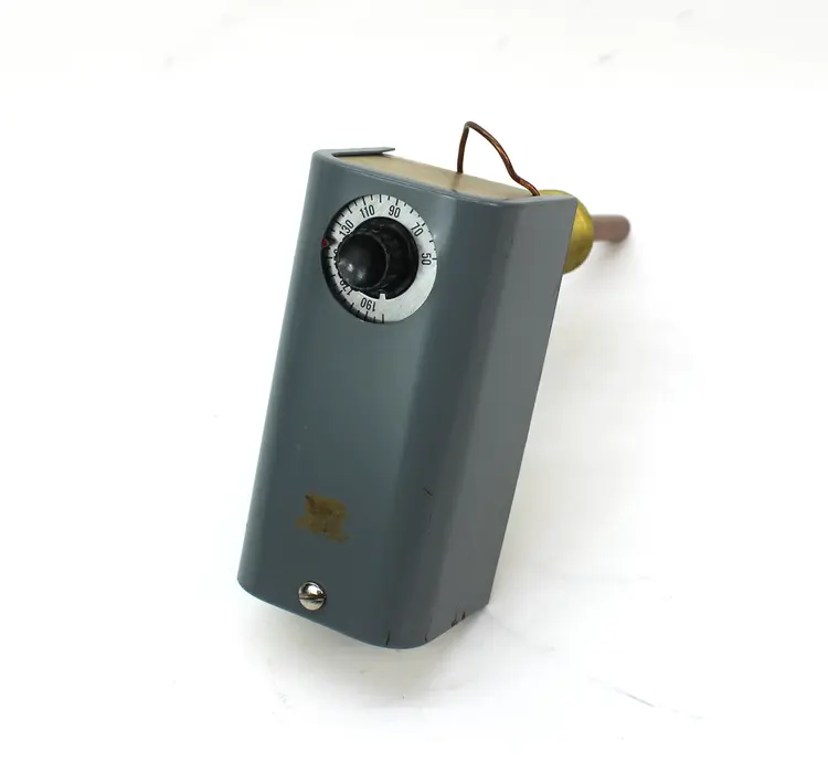 Used JOHNSON CONTROL A19ABC-966 Temperature Controls | Industrial Parts R Us Inc. #360722
