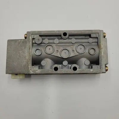 USED CKD CKD SOLENOID VALVE 4F210-08 AC110V