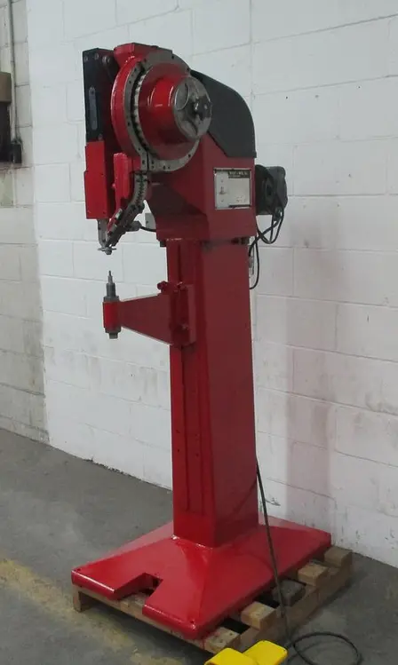 Used NATIONAL 800 Riveters CA | B & B RIVET MACHINE #746467