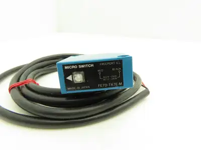 Honeywell FE7D-TX7E-M Micro Switch Phototransistor Sensor 24-240VAC/12-240VDC