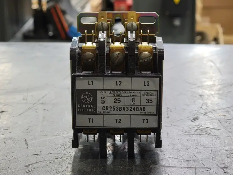 Used GENERAL ELECTRIC CR253BA324BAB Switchgears British Columbia CA | Lenmark #241153