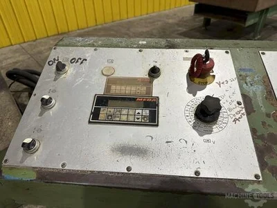 USED 2007 Horizontal Dual Column Band Saws