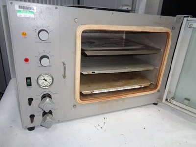 30L S/S Gallenkamp Vacuum Oven Type OUA031.XX1.5 30 to 200 Deg.C