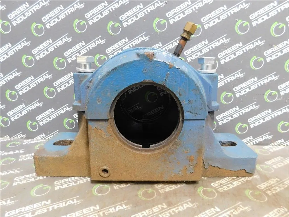 SFK SAF 517 Split Pillow Block Housing 150mm Bearing Seat Dia. Rusty Used