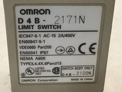 USED OMRON D4B-2171N