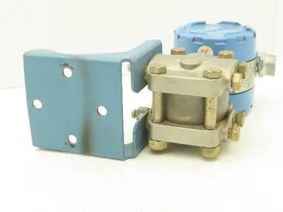 Rosemount 1151DP4S22 Electronic Pressure Transmitter 2000PSI 45VDC W/Bracket