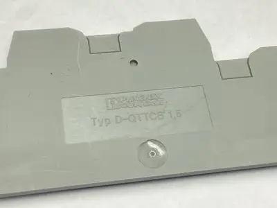 D-QTTCB 1,5,3205187 | Phoenix Contact D-QTTCB 1,5 End Cover Gray 3205187 LOT OF 10 -  Used