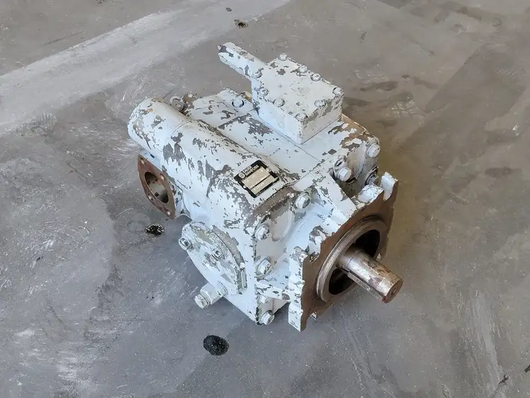 Used SAUER DANFOSS 24 7020 CW Parts (Hydraulics and Pneumatics) British Columbia CA | Lenmark #265756
