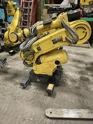 Used 2013 FANUC FANUC R2000IB/165F Robots Michigan US | Aucto #1332188