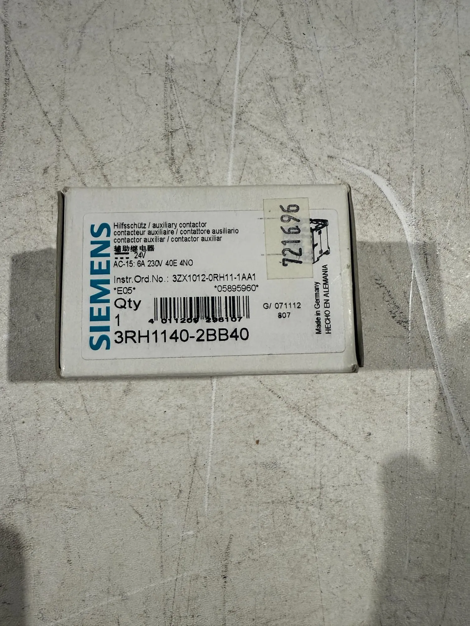 NEW SIEMENS 3RH1140-2BB40