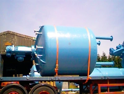 11000 L M/S R/Ld Vertical Enclosed Tank