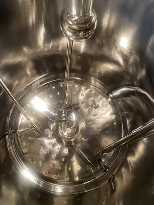 USED 2014 ALLEGHENY BRADFORD 171 LITER STAINLESS STEEL JACKETED REACTOR 45 PSI W/ AGITATOR