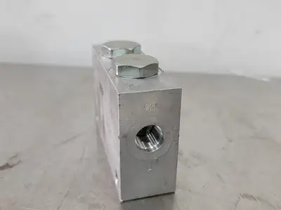 USED INTEGRATED HYDRAULICS 401AA00078A