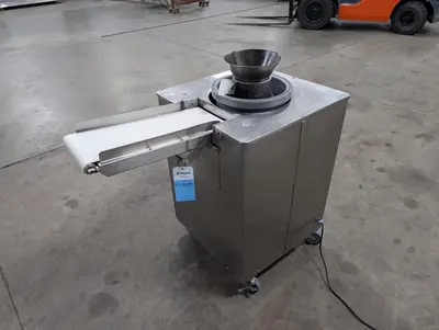 AM Manufacturing Round-O-Matic Dough Rounder