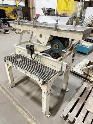 WITTE Classifer Screens Screen Vibrating (Hi-Speed &/Or Lite-Duty) | Perry Equipment (3)