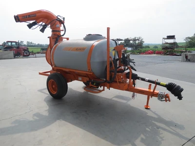 New | in-Stock 2027 JACTO J2000 Sprayers Pennsylvania US | Zimmerman Farm Service #1409974