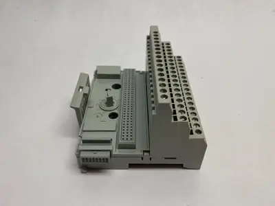 USED ALLEN-BRADLEY SER A FLEX I/O TERMINAL BASE