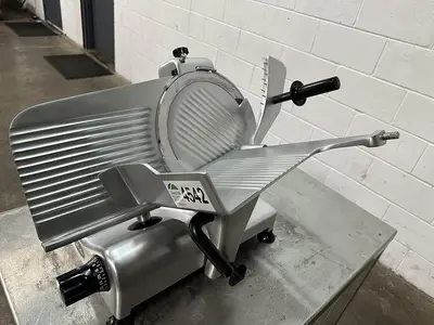 USED GLOBE G12