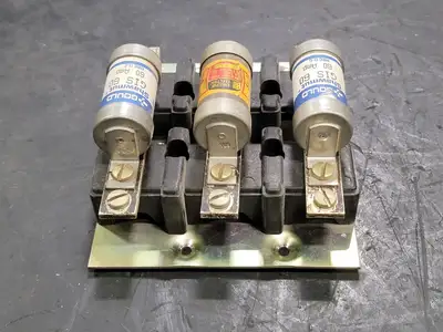 USED GOULD SHAWMUT GIS-60
