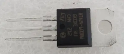 NEW STMICROELECTRONICS BTA24-600BW