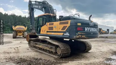 Used 2023 HYUNDAI HX380AL Excavators South Carolina US | National Equipment Dealers #1422414
