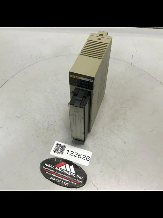 USED OMRON C200H-OC225