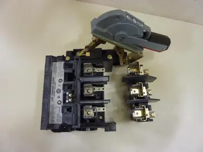USED ALLEN BRADLEY 1494V-DS30 SER A