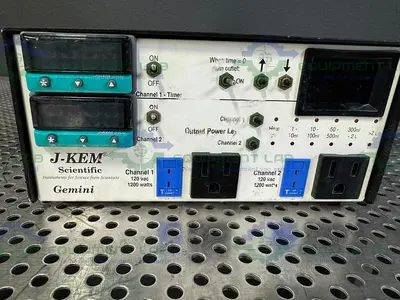 USED J-KEM SCIENTIFIC GEMINI  TEMPERATURE CONTROLLER 120 VAC, 1800 WATTS