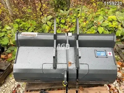 2024 HLA ATTACHMENTS VARIOUS Bucket | Title Equipment & Recreation Inc. (7)