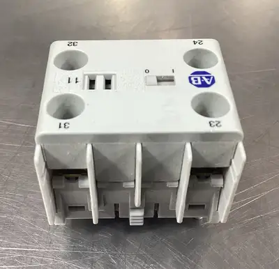 Used ALLEN BRADLEY ALLEN BRADLEY 100-KFC11 SERIES Contact Blocks South Carolina US | Palmetto Automation #1290401