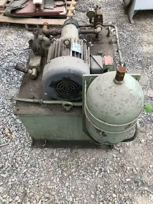 Fitchburg Hydraulic Vane Pump / Power Unit 3HP 1170RPM 3PH 50gal