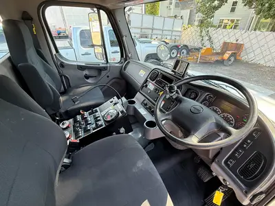 Used 2021 FREIGHTLINER M2 Street Sweeper Utah US | Global Remarketing #1285982
