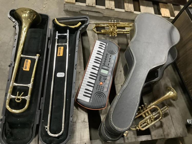 Used _UNKNOWN_ _UNKNOWN_ Musical Instruments & Supplies Michigan US | Miedema Asset Management Group #1576874