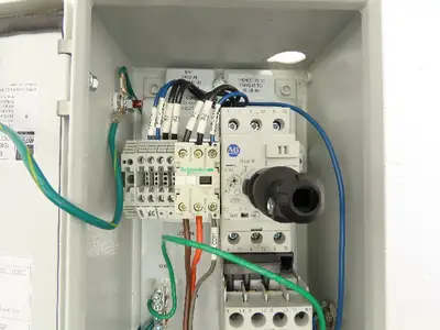 Dematic Manual Motor Circuit Breaker Contactor Disconnect Box 480V 140M-C2E-B63
