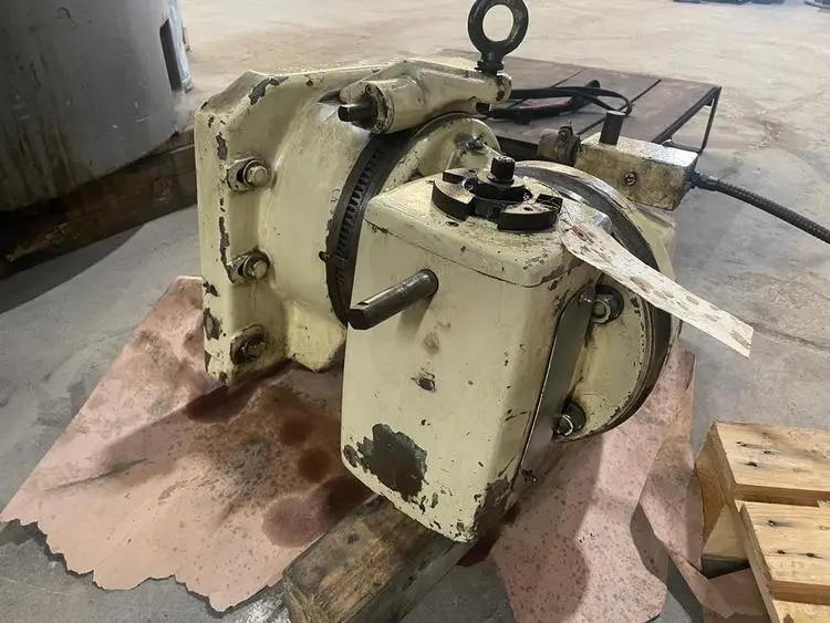 KEARNEY & TRECKER All Angle Universal Head