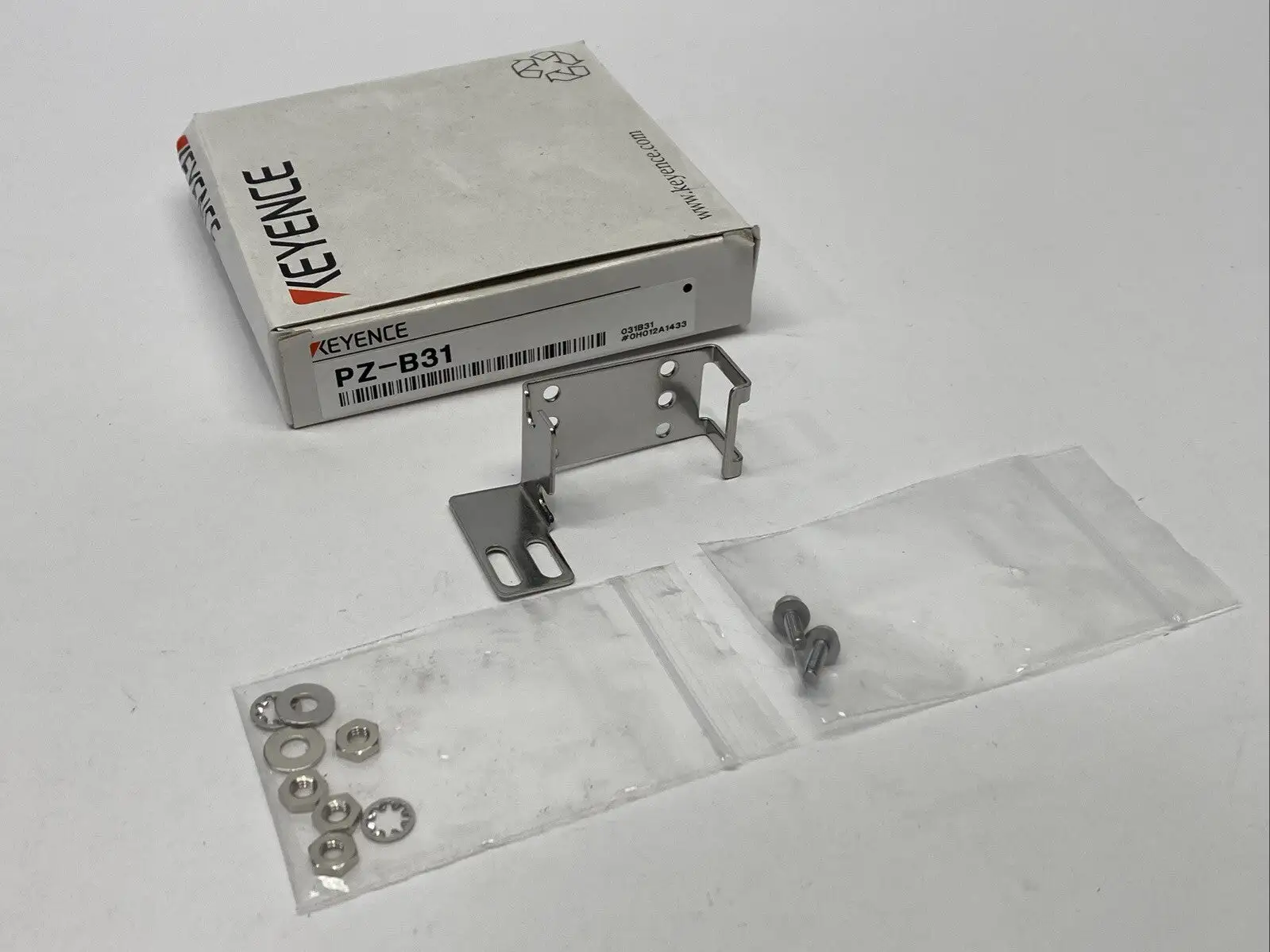 PZ-B31 | Keyence  Side Mounting Bracket For Photoelectric Sensor - New – Open Box