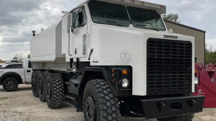 Used 2000 Oshkosh M1070 Water Trucks Arkansas US | Rubbl #1319356
