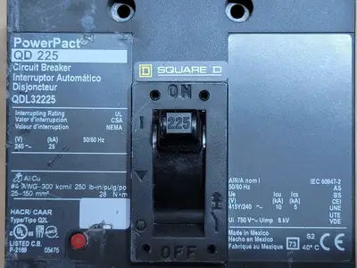 USED SQUARE D QDL32225