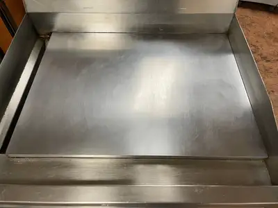 Used Vulcan Used Vulcan VIG36-R301 Thermostatic Natural Gas 36" Flat Top Griddle with 1" Chrome Plate Commercial Flat Top Griddles Illinois US | Falcon Restaurant Supply #1376046